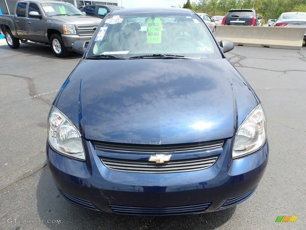 2010 Cobalt LS Sedan - Imperial Blue Metallic / Gray photo #12