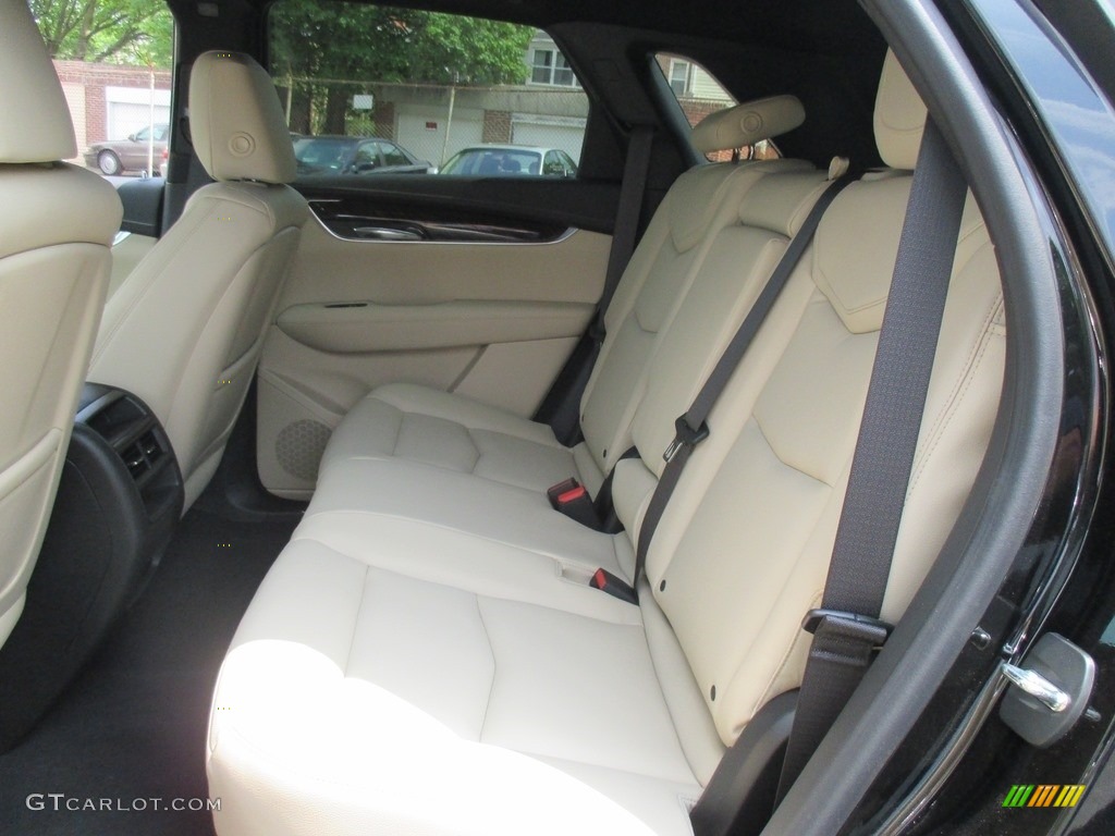 2017 Cadillac XT5 FWD Rear Seat Photo #112934118