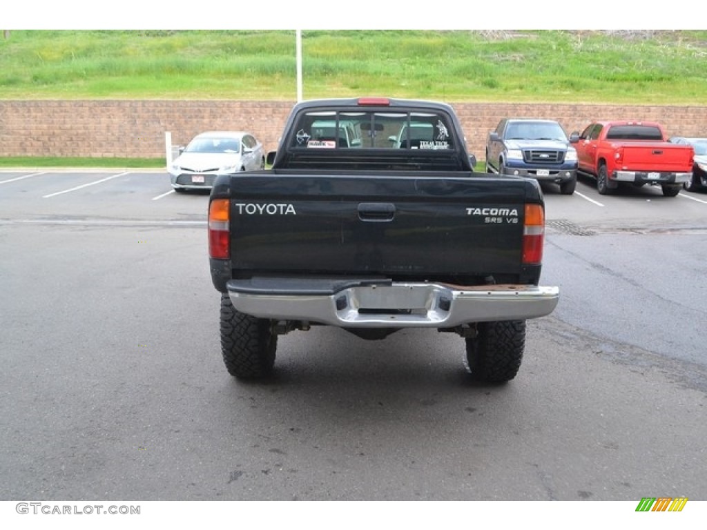 1999 Tacoma V6 Extended Cab 4x4 - Black Metallic / Gray photo #3