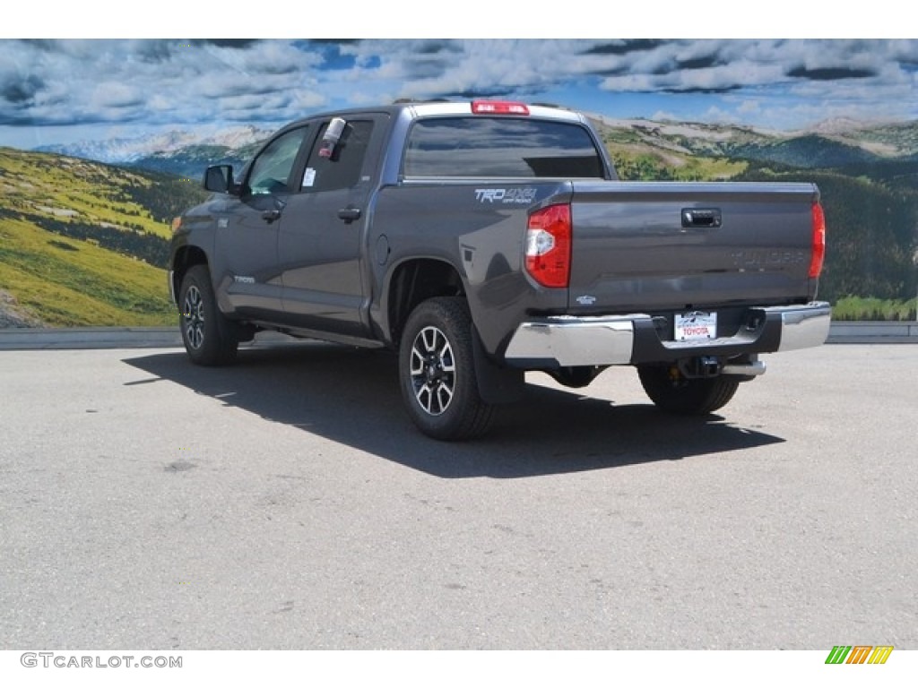 2016 Tundra SR5 CrewMax 4x4 - Magnetic Gray Metallic / Black photo #3