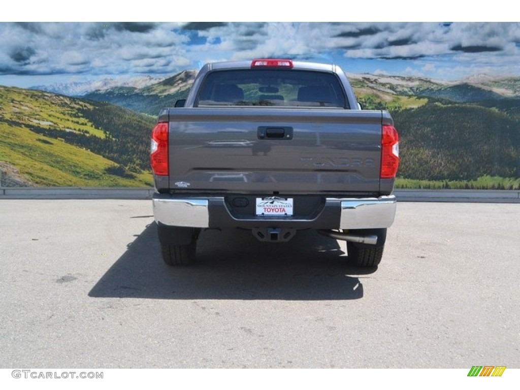 2016 Tundra SR5 CrewMax 4x4 - Magnetic Gray Metallic / Black photo #4