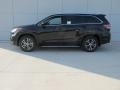 2016 Midnight Black Metallic Toyota Highlander XLE  photo #6