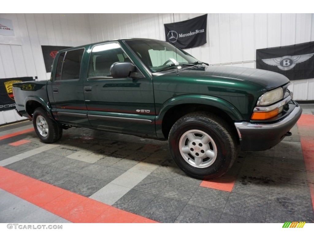 2002 S10 LS Crew Cab 4x4 - Forest Green Metallic / Graphite photo #6
