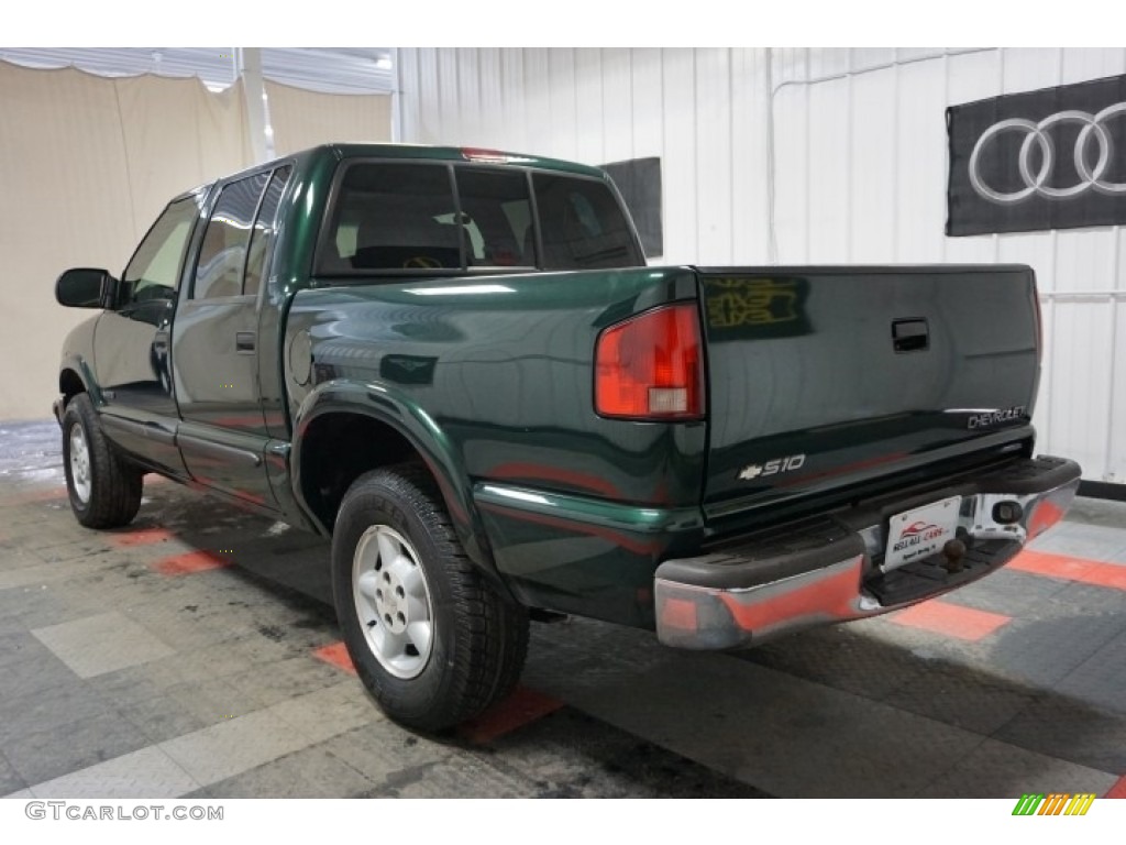 2002 S10 LS Crew Cab 4x4 - Forest Green Metallic / Graphite photo #10