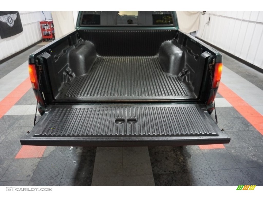 2002 S10 LS Crew Cab 4x4 - Forest Green Metallic / Graphite photo #21