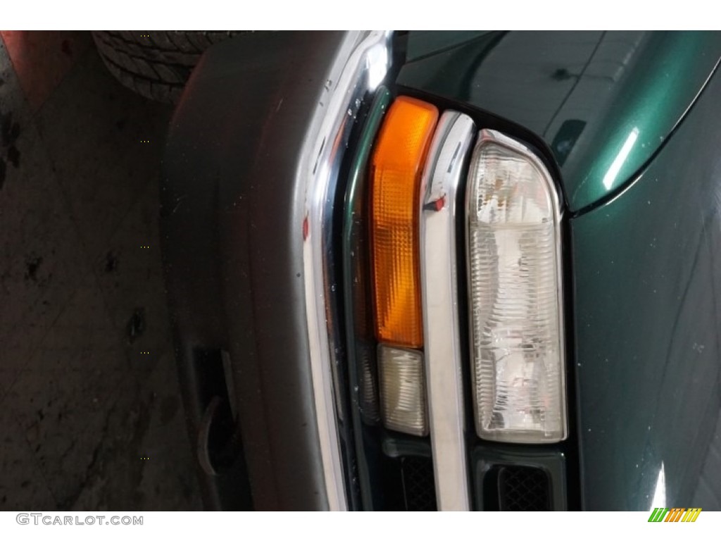 2002 S10 LS Crew Cab 4x4 - Forest Green Metallic / Graphite photo #52