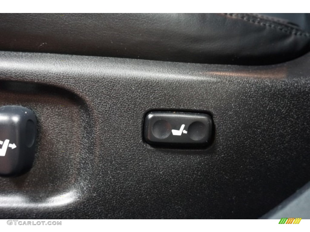 2004 ES 330 - Black Onyx / Black photo #27