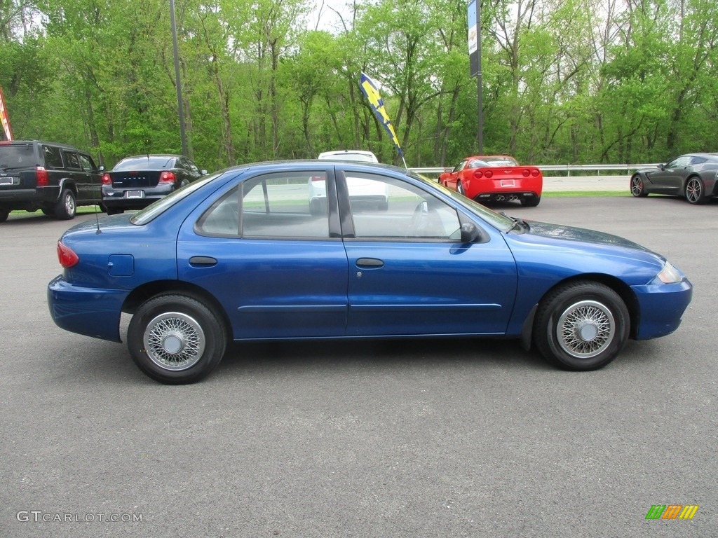 2004 Cavalier Sedan - Arrival Blue Metallic / Graphite photo #9