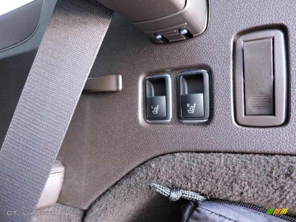 2017 Mercedes-Benz GLS 450 4Matic Controls Photo #112944894