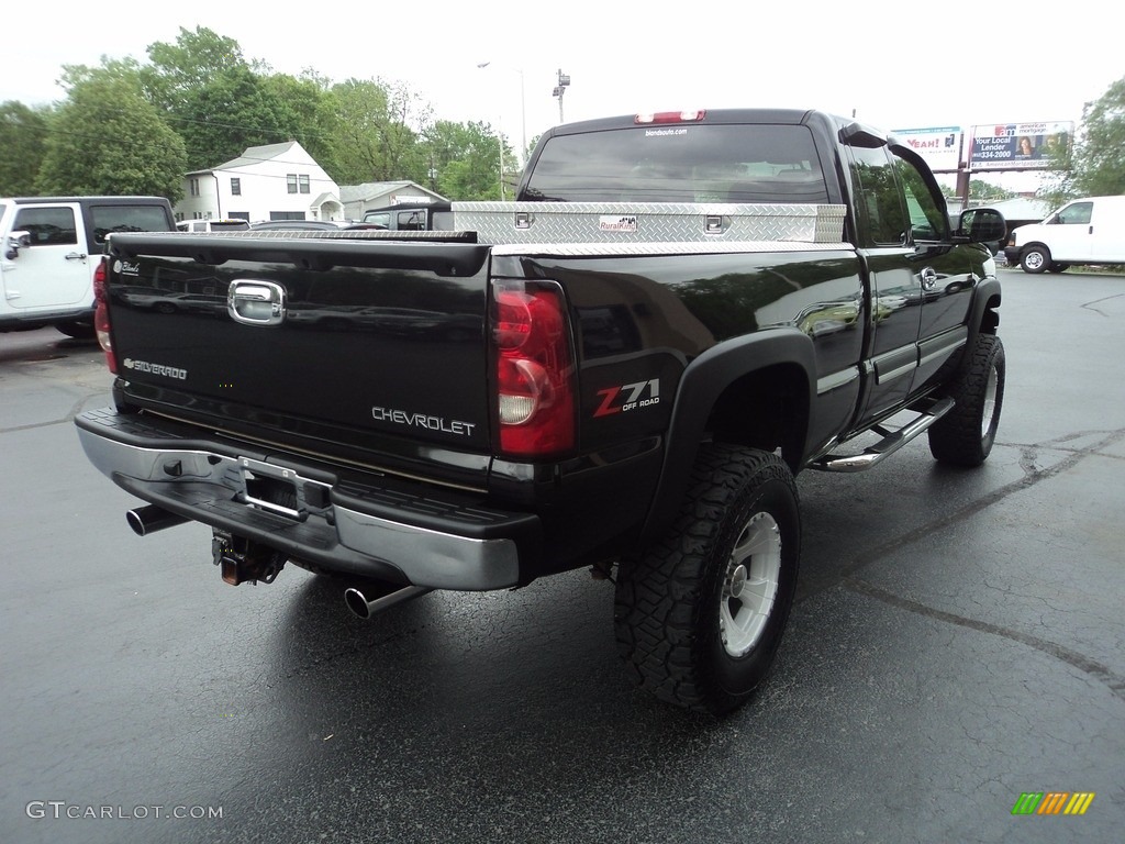 2005 Silverado 1500 Z71 Extended Cab 4x4 - Black / Dark Charcoal photo #4