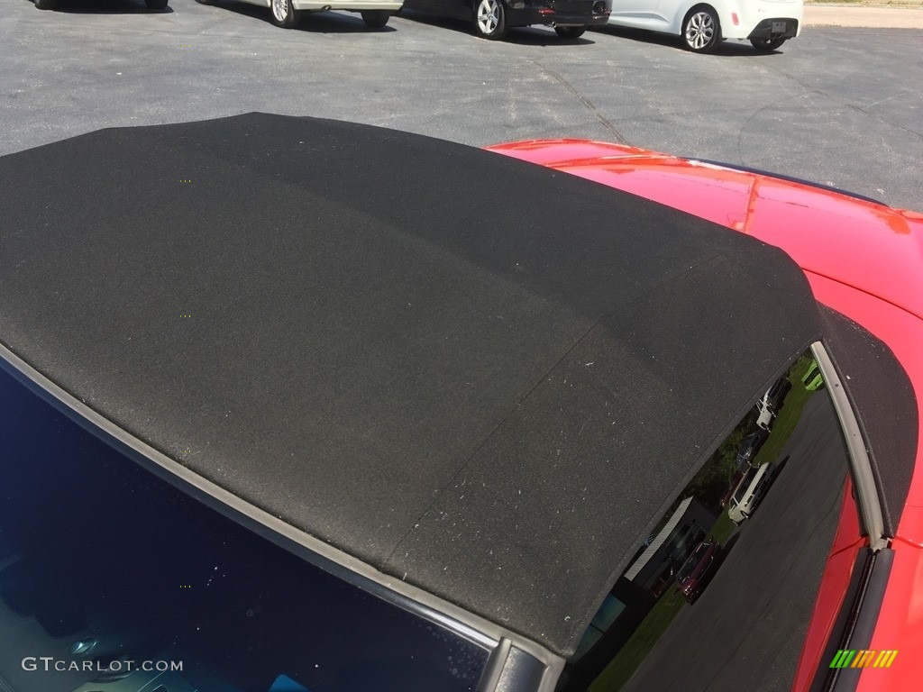 2005 Corvette Convertible - Victory Red / Ebony photo #22