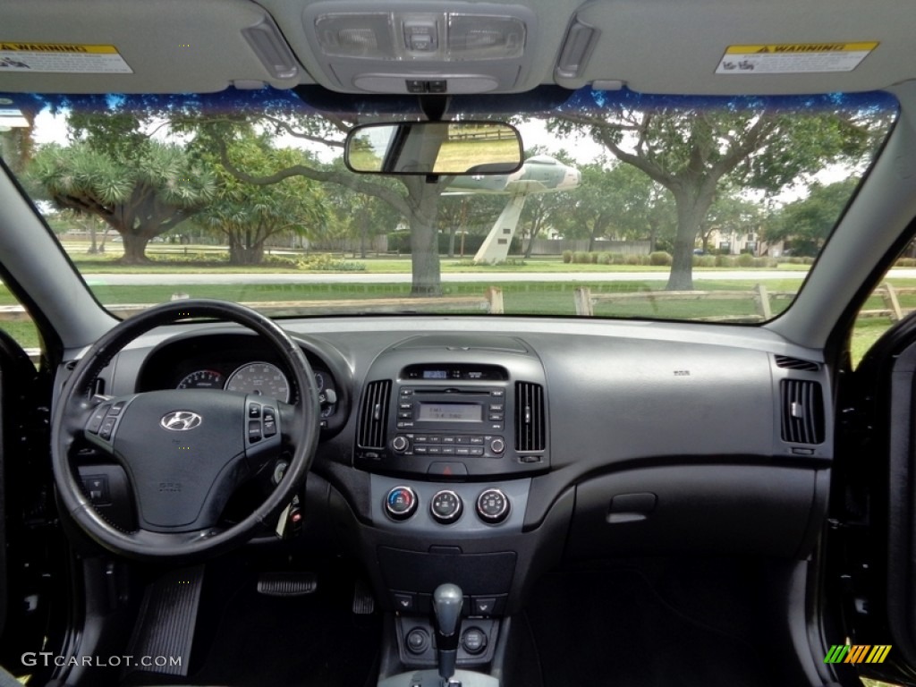 2009 Elantra SE Sedan - Black Pearl / Gray photo #52