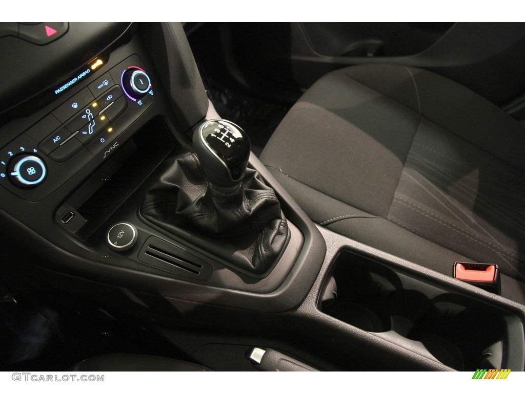 2015 Focus S Sedan - Magnetic Metallic / Charcoal Black photo #10