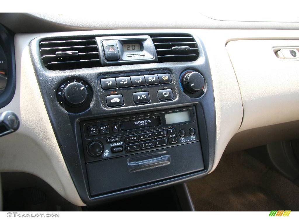 1999 Accord LX Sedan - Dark Emerald Pearl / Ivory photo #24