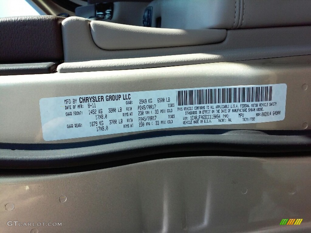 2012 Grand Cherokee Laredo 4x4 - White Gold Metallic / Dark Graystone/Medium Graystone photo #8