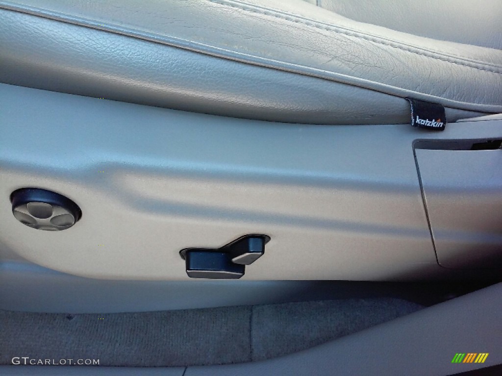2012 Grand Cherokee Laredo 4x4 - White Gold Metallic / Dark Graystone/Medium Graystone photo #22