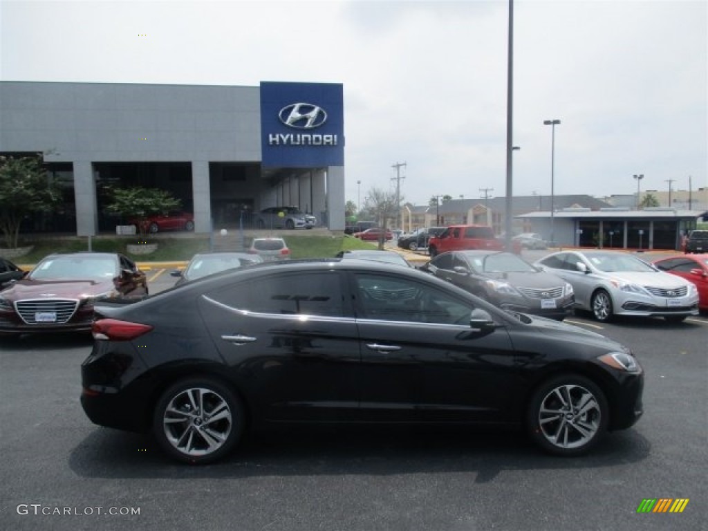 2017 Elantra Limited - Black / Gray photo #8