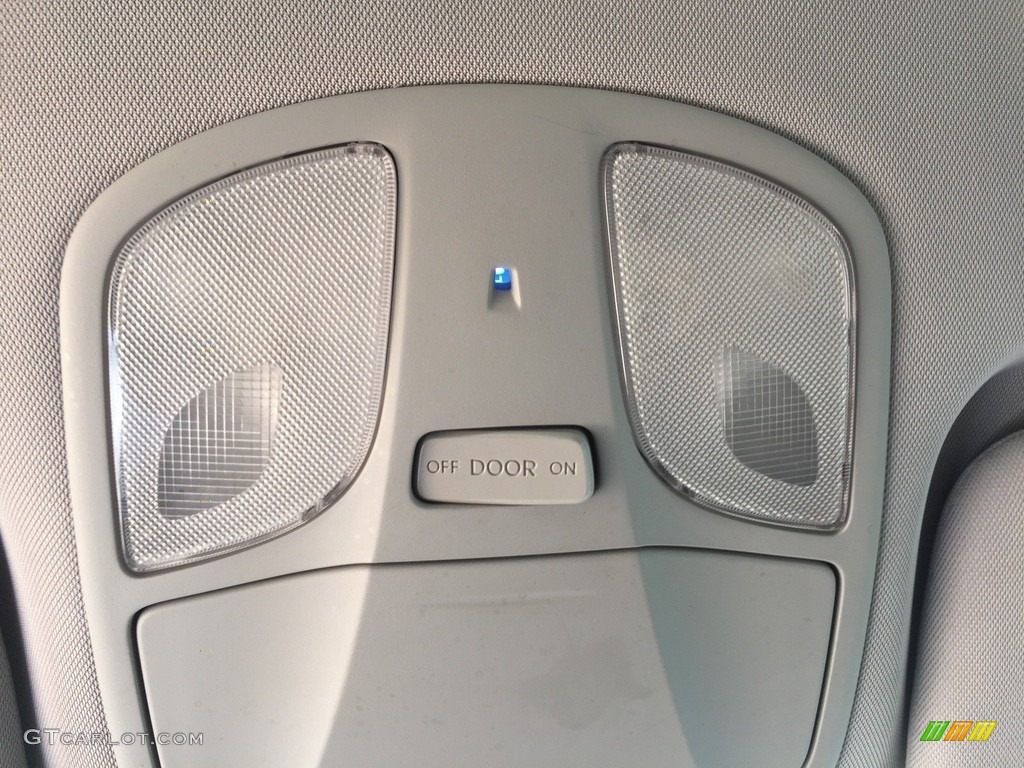2011 Sonata GLS - Iridescent Silver Blue Metallic / Gray photo #12