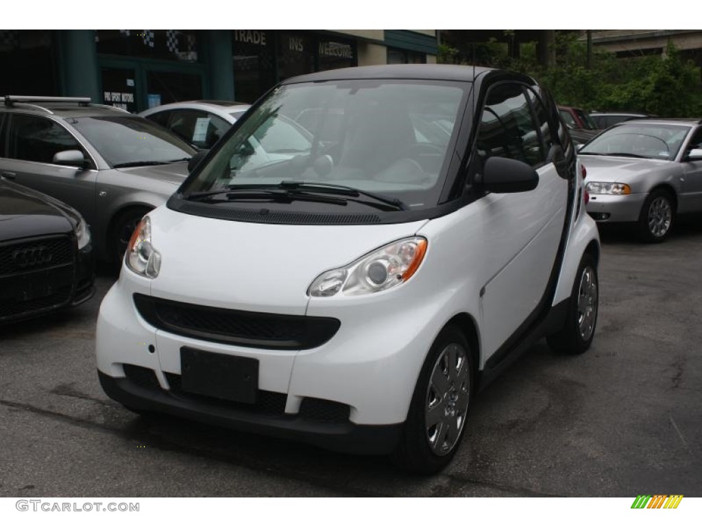 2009 fortwo pure coupe - Crystal White / Gray photo #3