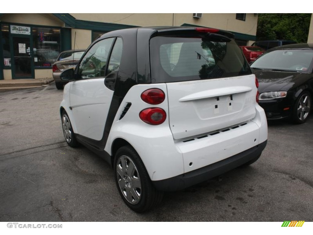 2009 fortwo pure coupe - Crystal White / Gray photo #9