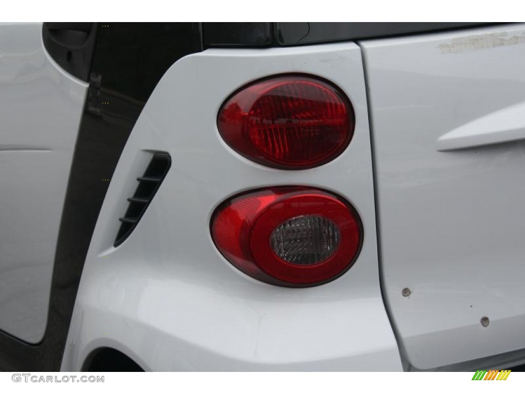 2009 fortwo pure coupe - Crystal White / Gray photo #10