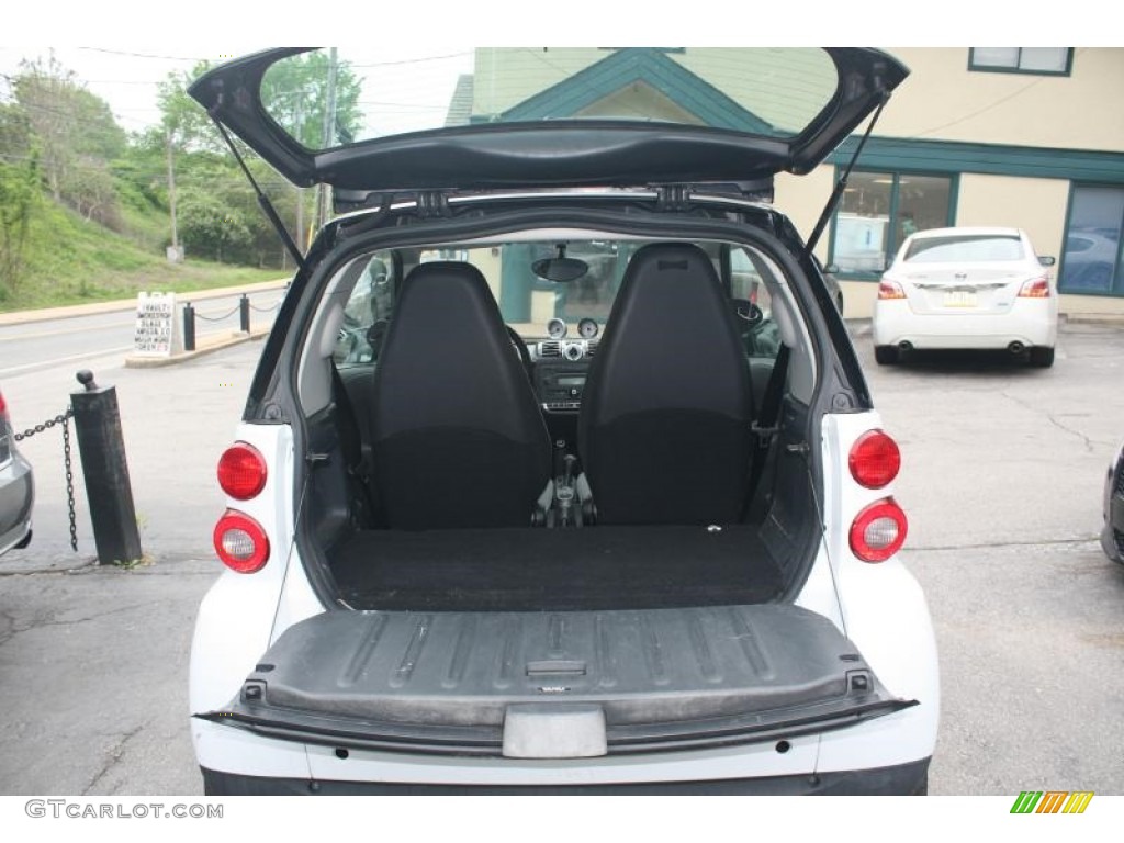 2009 fortwo pure coupe - Crystal White / Gray photo #21