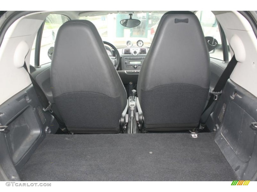 2009 fortwo pure coupe - Crystal White / Gray photo #22