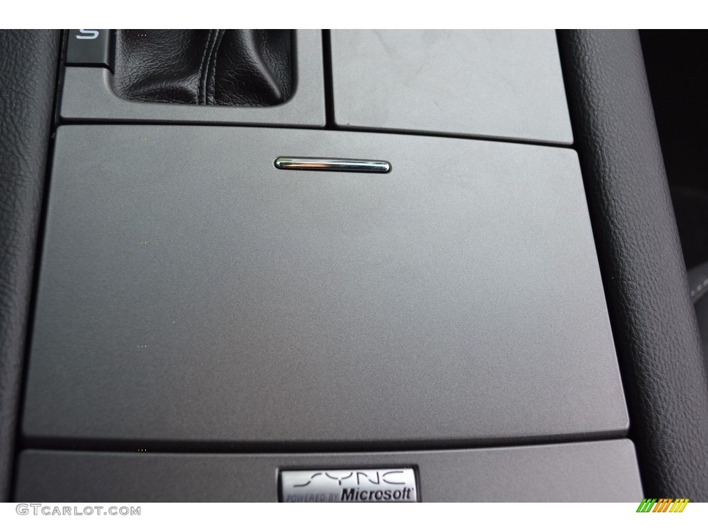 2015 Taurus SEL - Tuxedo Black Metallic / Charcoal Black photo #35