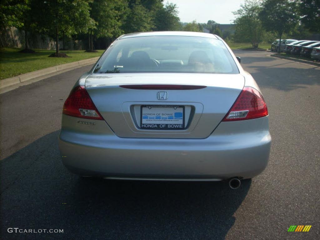 2006 Accord EX Coupe - Alabaster Silver Metallic / Black photo #4