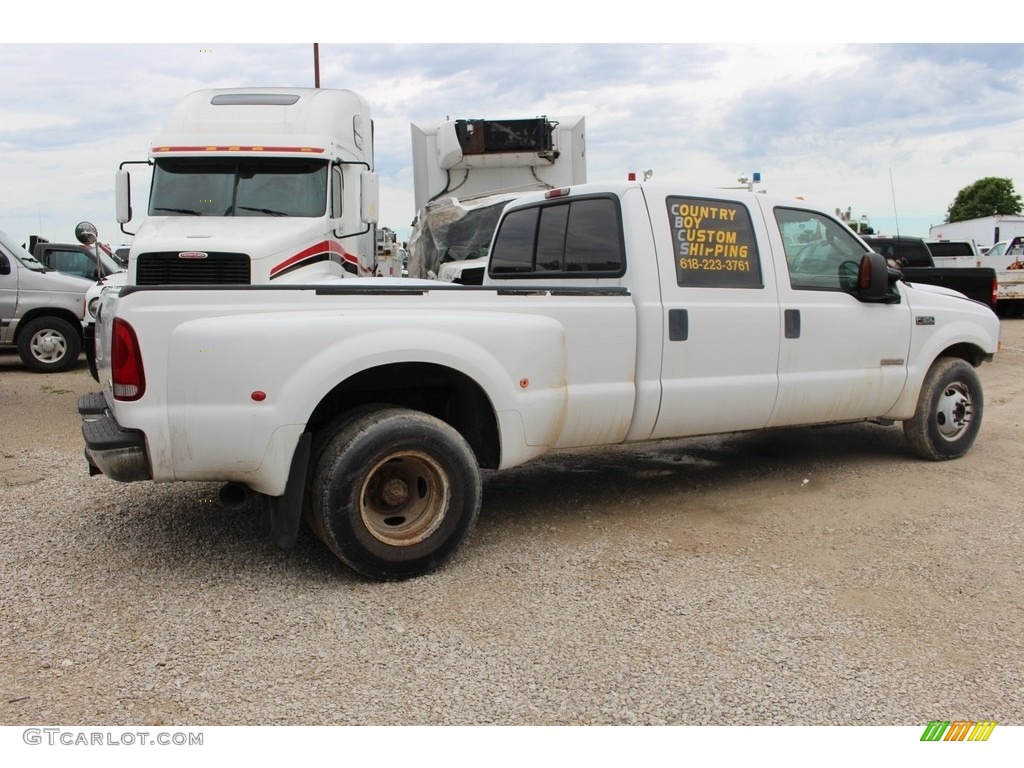 Oxford White Ford F350 Super Duty