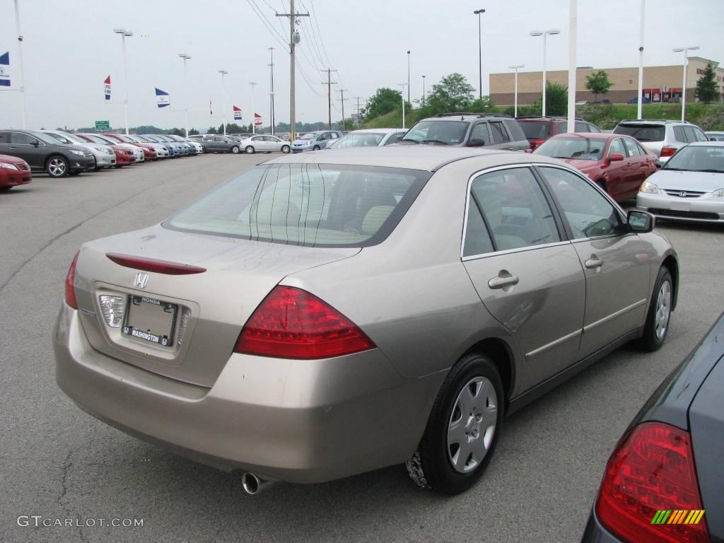 2006 Accord LX Sedan - Desert Mist Metallic / Ivory photo #5