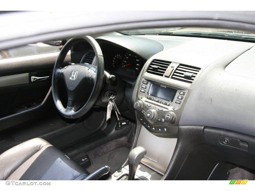 2006 Accord EX V6 Coupe - Nighthawk Black Pearl / Black photo #12