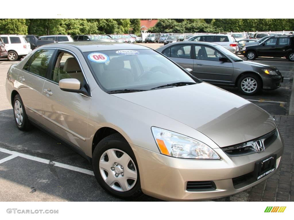 2006 Accord LX Sedan - Desert Mist Metallic / Ivory photo #3