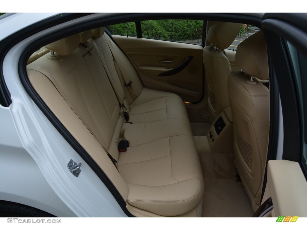 2013 3 Series 328i xDrive Sedan - Mineral White Metallic / Venetian Beige photo #25