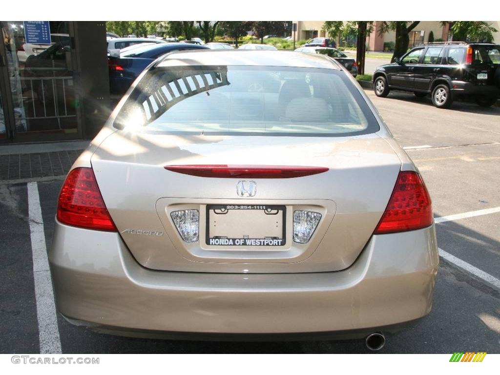 2006 Accord LX Sedan - Desert Mist Metallic / Ivory photo #6