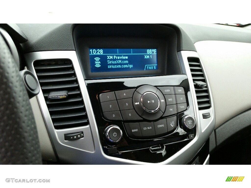 2014 Cruze LS - Tungsten Metallic / Jet Black/Medium Titanium photo #18