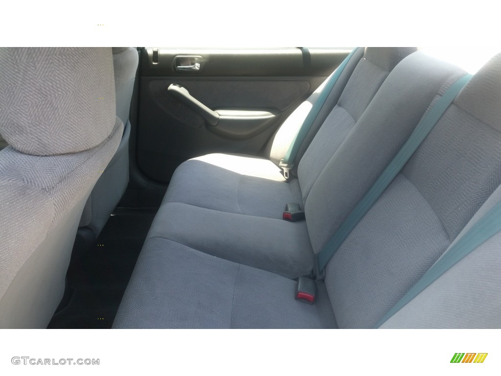 2002 Civic LX Sedan - Titanium Metallic / Gray photo #12