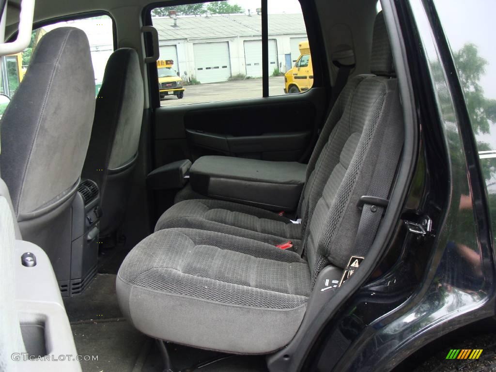 2002 Explorer XLT 4x4 - Black Clearcoat / Graphite photo #7