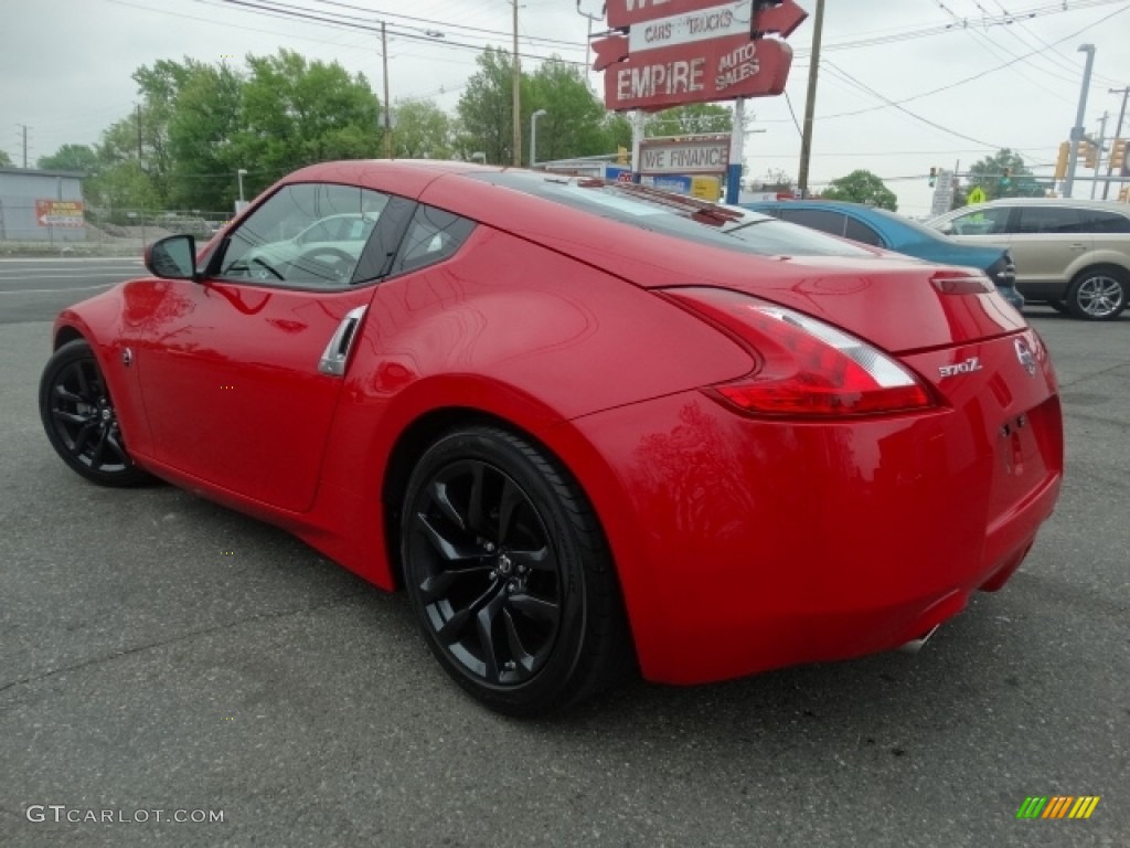 2016 370Z Sport Coupe - Solid Red / Black photo #3