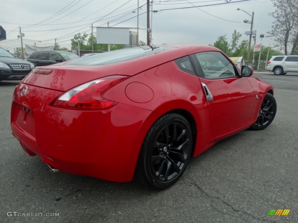 2016 370Z Sport Coupe - Solid Red / Black photo #4