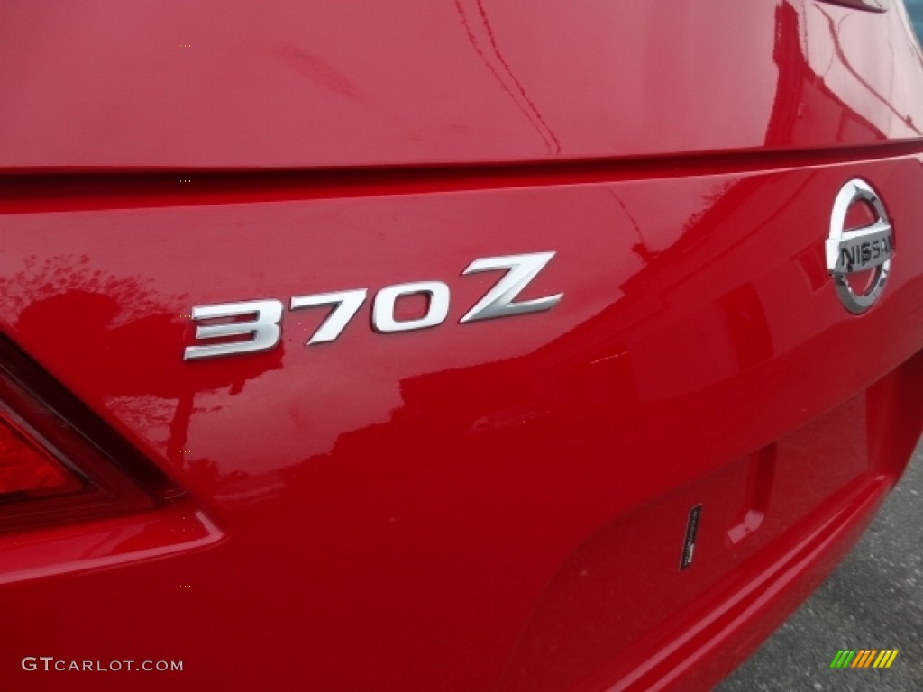 2016 370Z Sport Coupe - Solid Red / Black photo #12