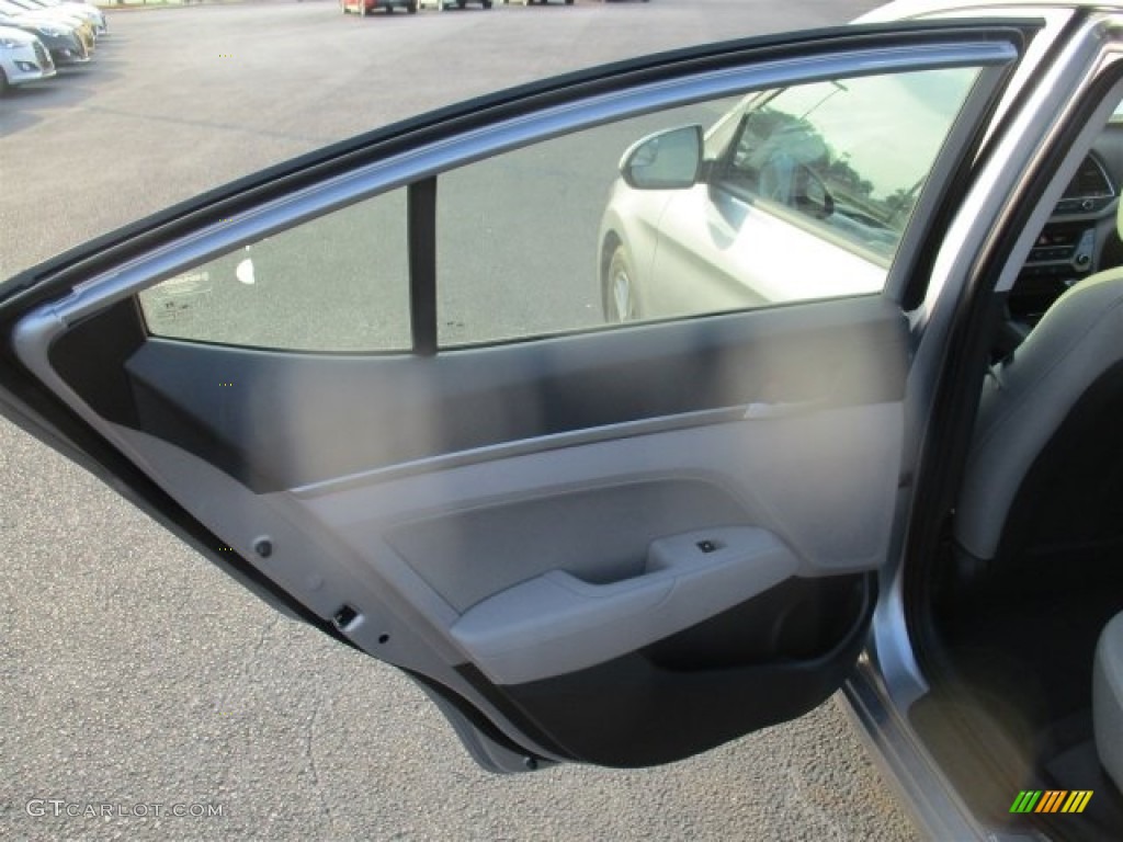 2017 Elantra SE - Gray / Gray photo #16