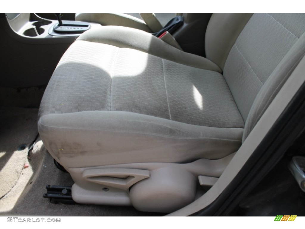 2007 ION 2 Sedan - Berry Red / Tan photo #15