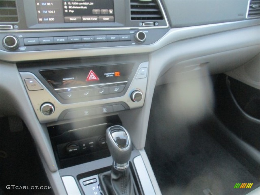 2017 Elantra SE - Lakeside Blue / Gray photo #19