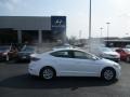 White - Elantra SE Photo No. 8