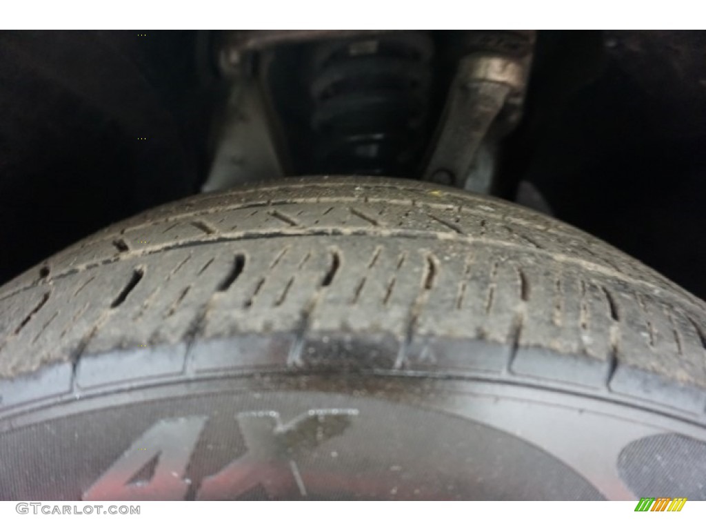 2004 LS V6 - Black Clearcoat / Shale/Dove photo #78