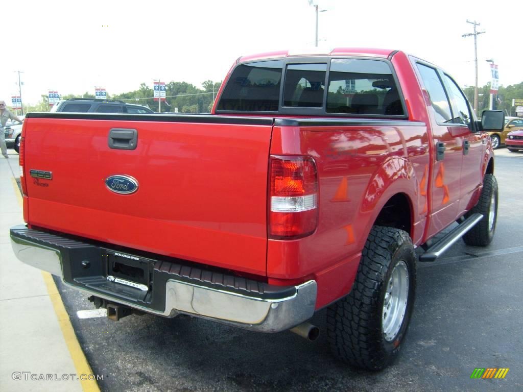 2004 F150 XLT SuperCrew 4x4 - Bright Red / Dark Flint photo #3