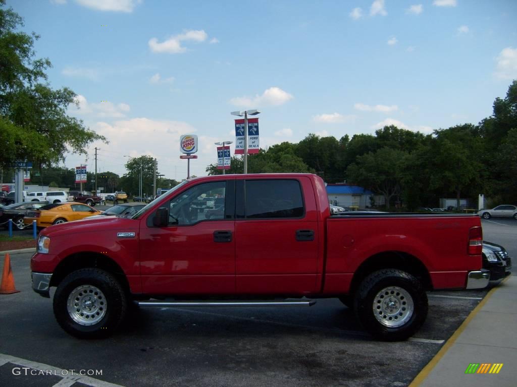 2004 F150 XLT SuperCrew 4x4 - Bright Red / Dark Flint photo #6