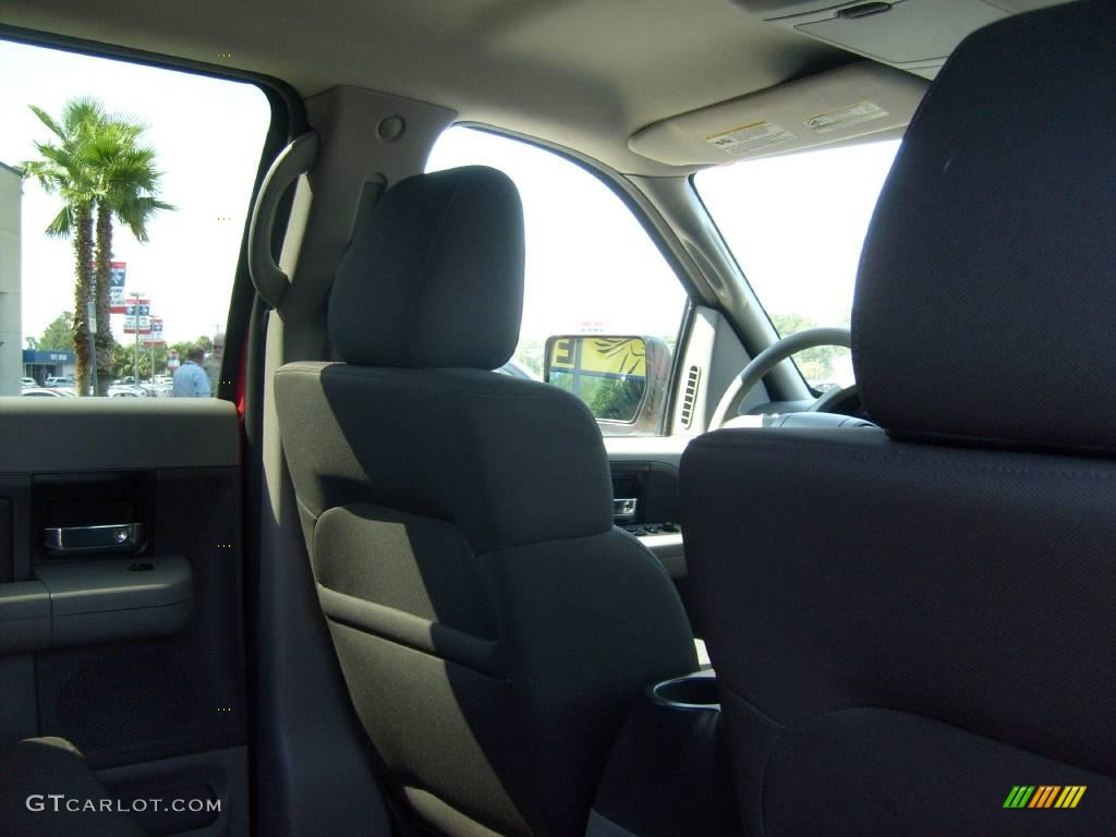 2004 F150 XLT SuperCrew 4x4 - Bright Red / Dark Flint photo #19