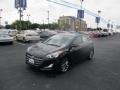Black Noir Pearl - Elantra GT  Photo No. 3